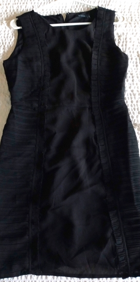 Sleeveless Front Fringe LBD Medium Size - Picture 1 of 4